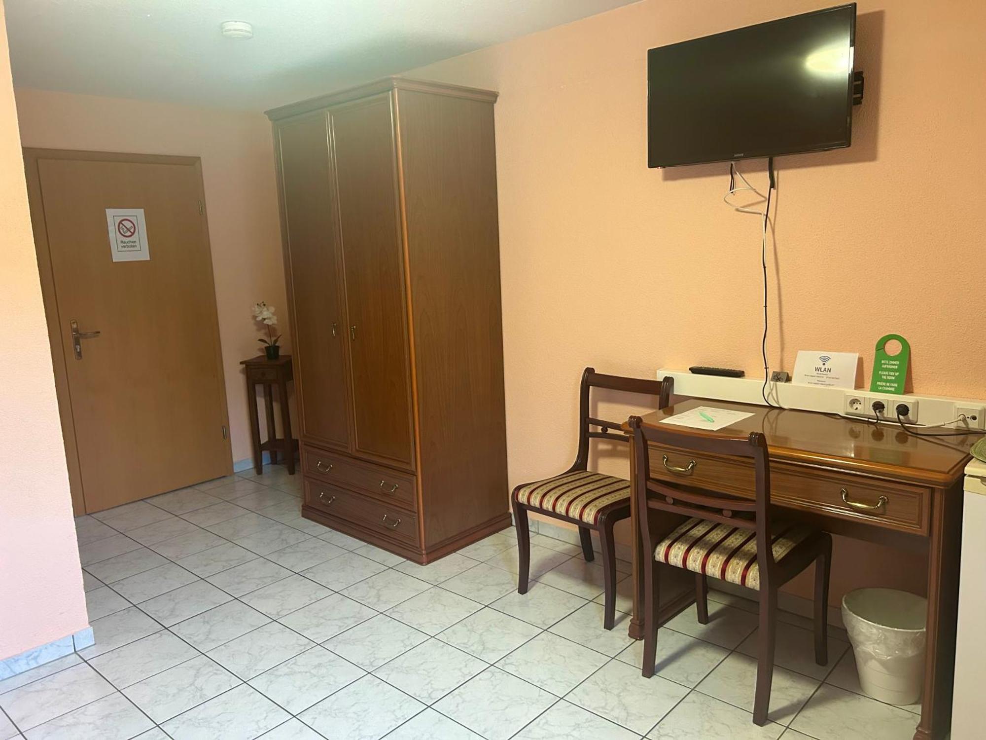 Mikroapartments Klarenthal Saarbruecken Luaran gambar